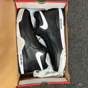 Nike Flight Legacy
